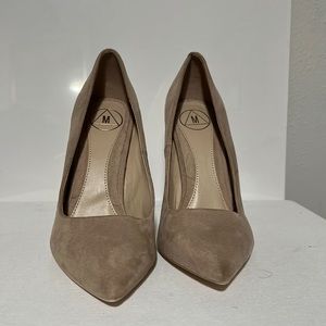 Pointed Taupe heels